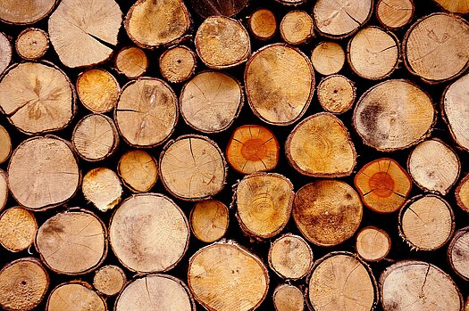 Gestapeltes Holz