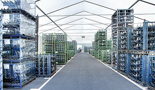 Satteldachhalle zur Miete wird als Lagerhalle genutzt