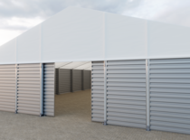 Sliding gate of a temporary building